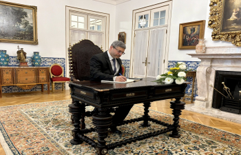 Ambassador Pays Tribute to Pope Francis at the Vatican Embassy in Lisbon